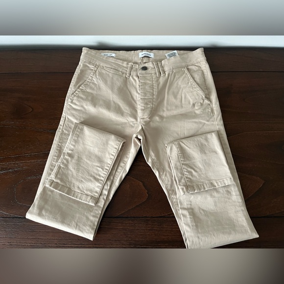 Jack & Jones Men’s Khakis - Picture 1 of 3